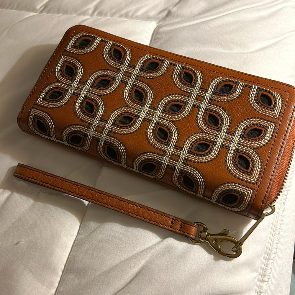Like new Fossil wallet